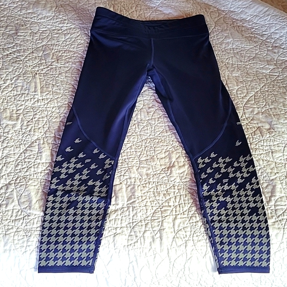 Fabletics mid-rise ultracool reflective
